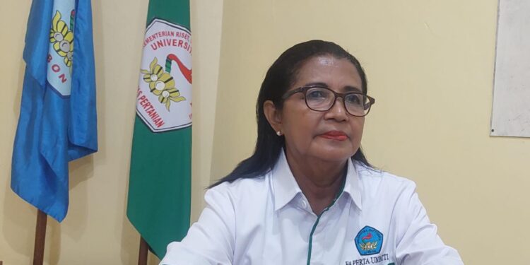 Ketua Program Studi Pengelolaan Hutan Unpatti, Troice Elsye Siahaya