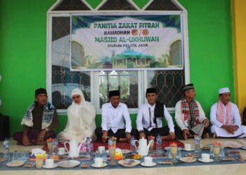 Buka Puasa bersama Bupati SBB di Pulau Osi