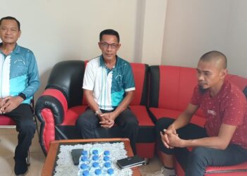 Salah Tulis Jabatan Bupati SBB di Baliho, Kadis dan Percetakan Minta Maaf
