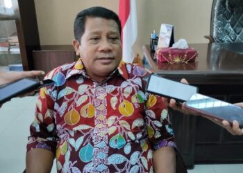 Lucky Wattimury, Anggota DPRD Maluku