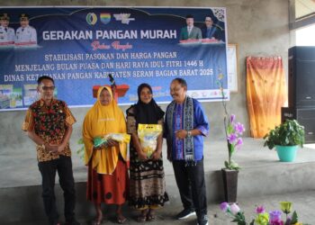 Pemkab SBB Gelar Pasar Murah di Dusun Tanah Goyang