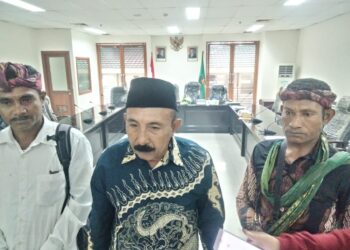 Temui DPRD Maluku, Tokoh Adat Kayeli Tolak 20 Koperasi Beroperasi di Gunung Botak
