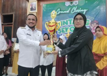 Bupati SBT, Fachri Alkatiri