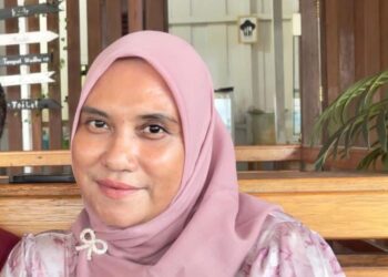 epala Dinas Kominfo dan Persandian Kabupaten SBT, Sitti R. Meutia Manaban