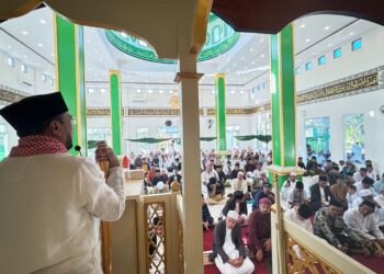 Fachri Alkatiri Jadi Khatib Sholat Idul Adha Untuk Pertama Kali Saat Jadi Bupati