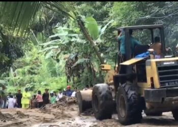 Banjir dan Longsor Lumpuhkan Akses ke Sejumlah Desa di Ambon, Listrik Padam Total