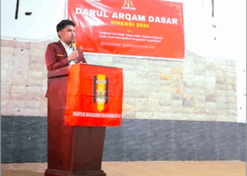 Ketua IMM Ambon, Mutaqin Helut