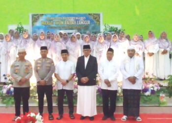 Bupati Malra, Thaher Hanubun