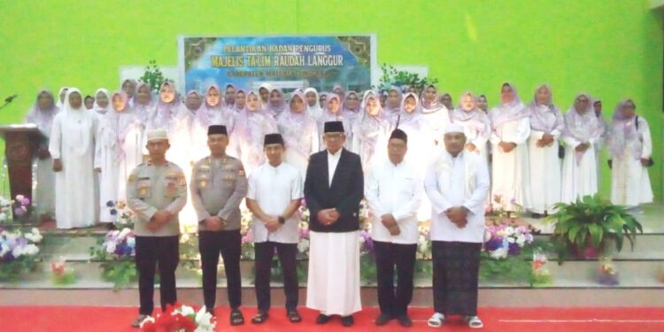 Bupati Malra, Thaher Hanubun