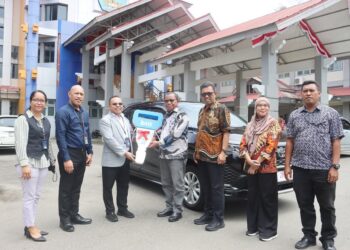 BTN Serahkan Satu Mobil Operasional ke Universitas Pattimura, Rektor: Sudah ada Delapan Unit