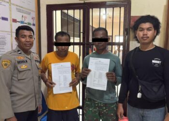 Dua pelaku sabung ayam di SBB