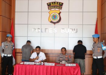 Polres Buru Tangkap Dua Pelaku Narkoba: Ngaku Nyabu agar Kuat Kerja di Tromol