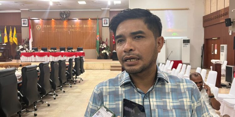 Rovik Afifudin, Anggota Komisi III DPRD Maluku