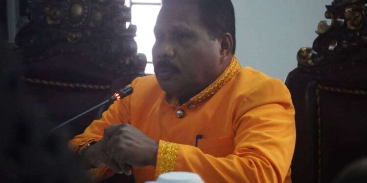 Plt Sekda Malra Bernadus Rettob