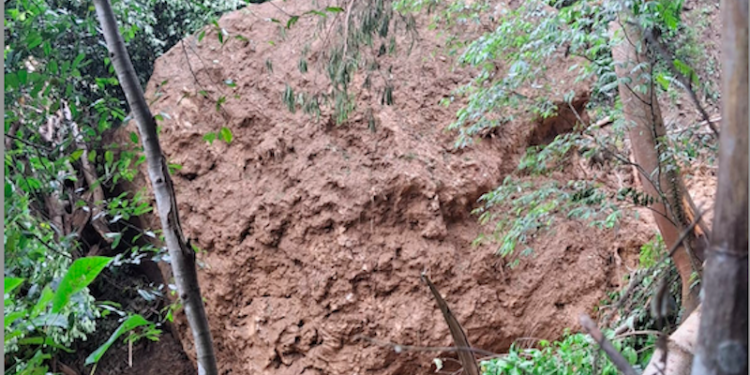 Batu besar mengancam penduduk di Kesui Watubela