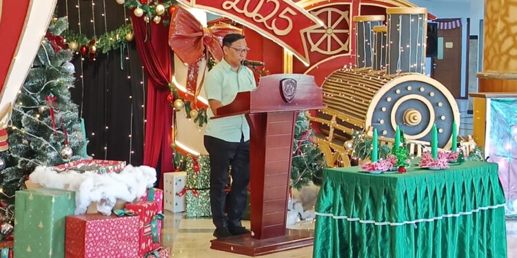 Natal bersama Sekretariat DPRD Maluku.
