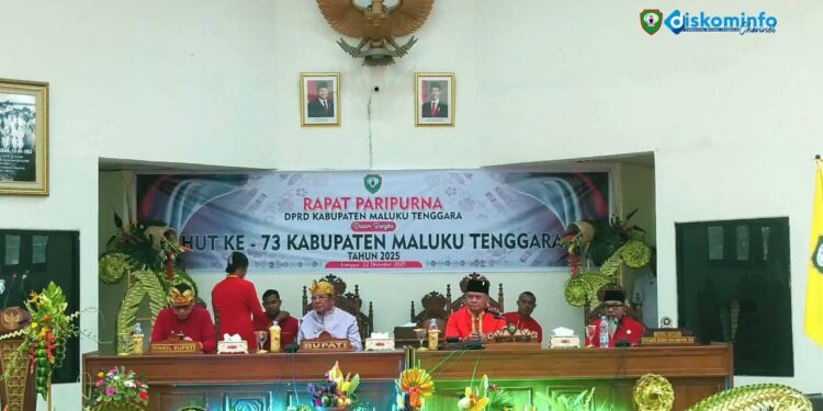Rapat paripurna DPRD Malra