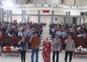 Unpatti Bina dan Teken Kontrak KIP Kuliah bagi 1.360 Mahasiswa Baru Angkatan 2025