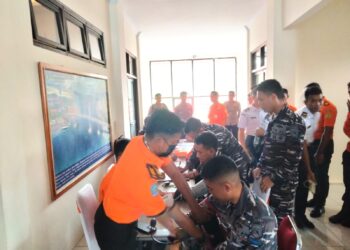 HUT ke-54 Basarnas, SAR Ambon Gelar Donor Darah Libatkan TNI Polri dan Insan Pers