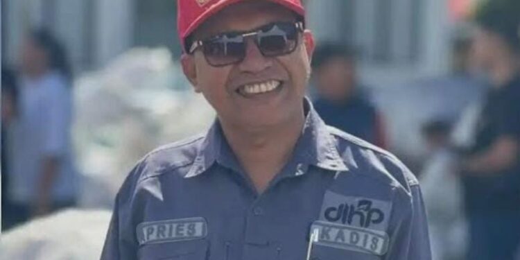 Kepala Dinas Lingkungan Hidup dan Persampahan (DLHP) Kota Ambon, Apries Gaspersz