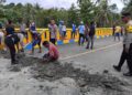 Pemalangan Jalan Trans Seram di Waisala Dibuka, Lalu Lintas Kembali Normal