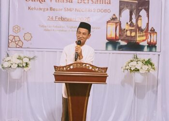 Hadiri Buka Puasa Bersama SMPN 2 Dobo, Simak Pesan Menyentuh Wabup Aru