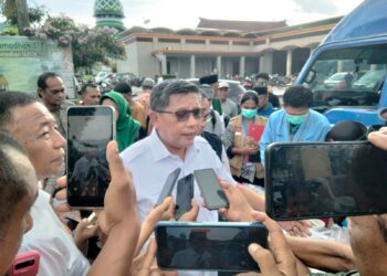 Wali Kota Ambon, Bodewin Wattimena.