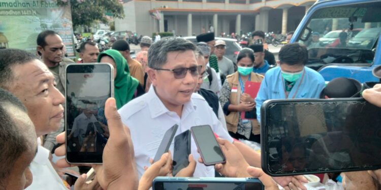 Wali Kota Ambon, Bodewin Wattimena.