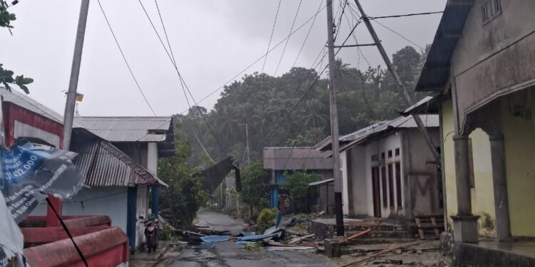 Akibat cuaca buruk di Elat, kecamatan Kei Besar, Malra.
