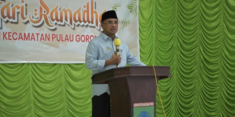 Bupati SBT, Fachri Alkatiri