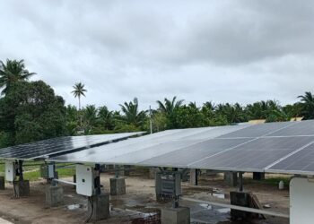 PLTS untuk pasokan listrik ke Desa Ujir, Kabupaten Aru.