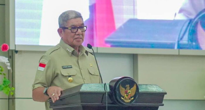 Bupati Malra, Thaher Hanubun