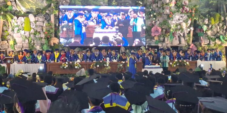 Wisuda Unpatti, Kamis 23 April 2026.