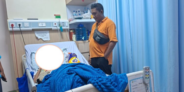 Korban kecelakaan akibat senggolan truk Kodam XV/Pattimura.