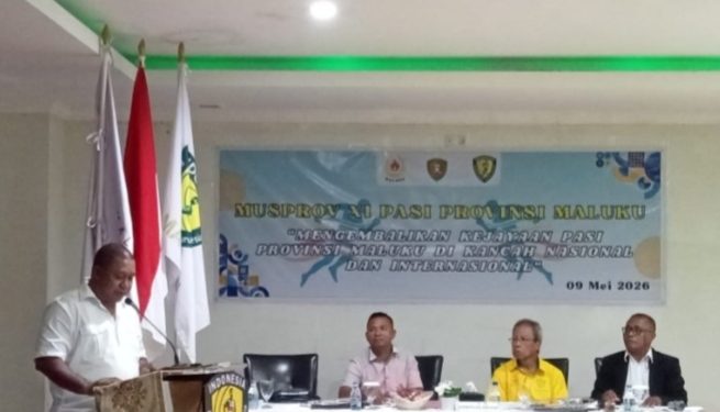 Ketua umum PASI Maluku, Levi Kariuw saat memberikan visi misi dihadapan peserta Musprov PASI Maluku.